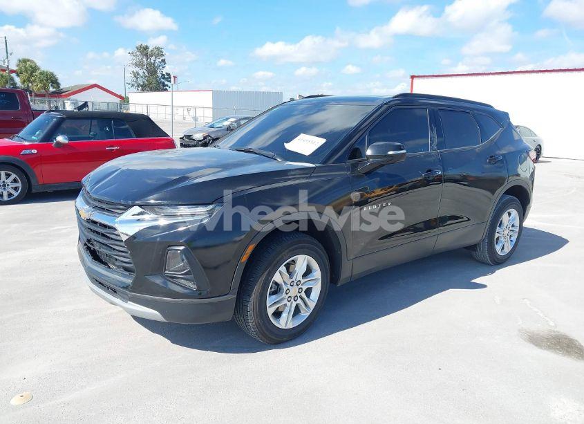 Photo 2 of 2022 Chevrolet Blazer FWD 2LT (VIN 3GNKBCR45NS138120)