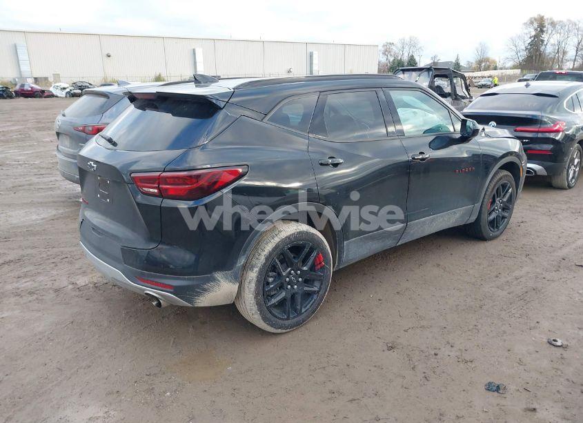 Photo 4 of 2024 Chevrolet Blazer FWD 2LT (VIN 3GNKBCR45RS119167)