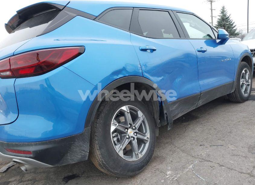 Photo 6 of 2024 Chevrolet Blazer FWD 2LT (VIN 3GNKBCR45RS208978)