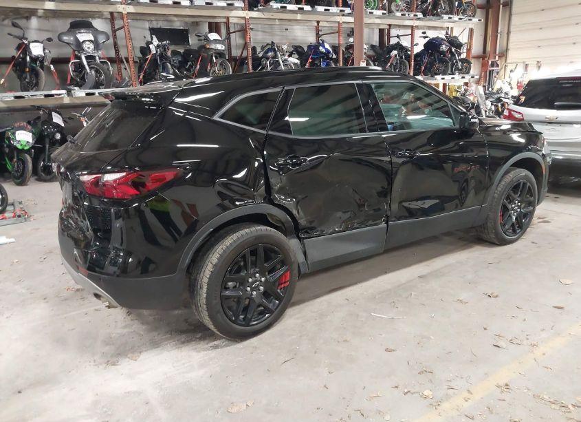 Photo 4 of 2022 Chevrolet Blazer FWD 2LT (VIN 3GNKBCR46NS156934)