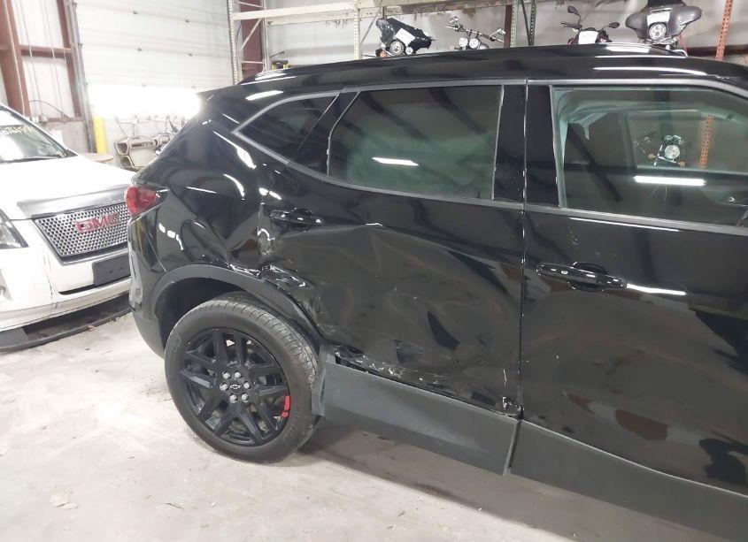 Photo 6 of 2022 Chevrolet Blazer FWD 2LT (VIN 3GNKBCR46NS156934)