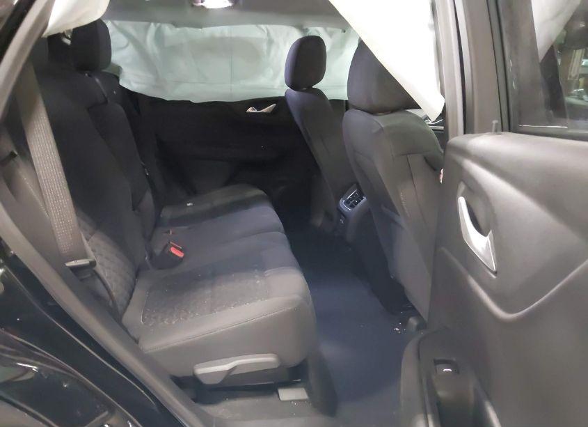 Photo 8 of 2022 Chevrolet Blazer FWD 2LT (VIN 3GNKBCR46NS156934)