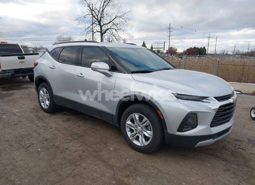 2022 Chevrolet Blazer FWD 2LT (VIN 3GNKBCR46NS166332) main photo