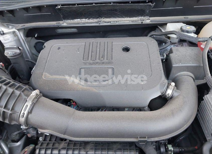 Photo 10 of 2022 Chevrolet Blazer FWD 2LT (VIN 3GNKBCR46NS166332)