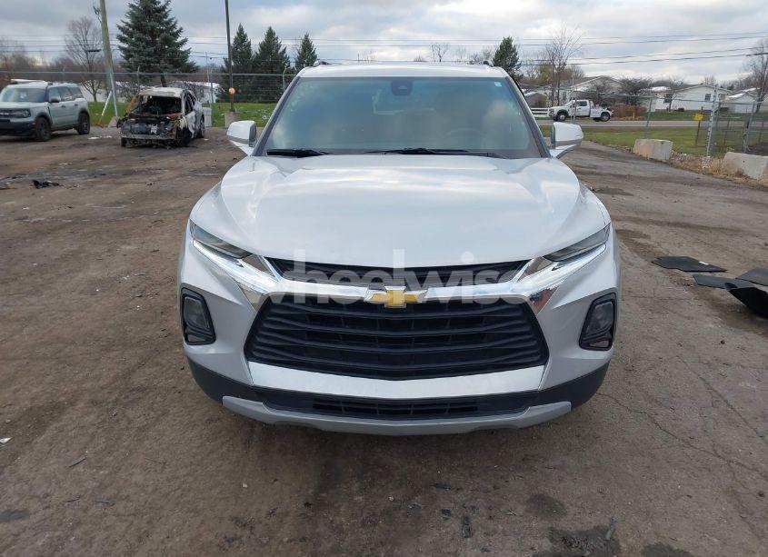 Photo 12 of 2022 Chevrolet Blazer FWD 2LT (VIN 3GNKBCR46NS166332)