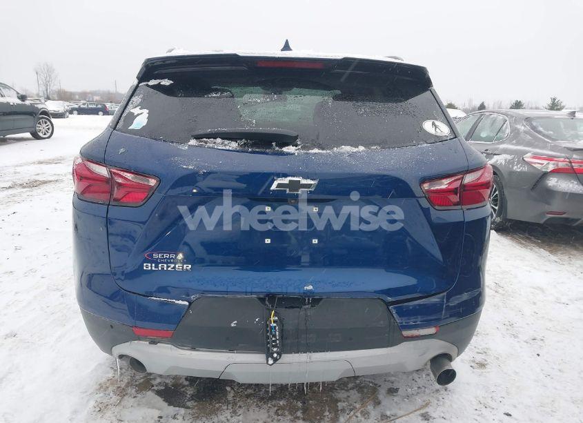 Photo 16 of 2022 Chevrolet Blazer FWD 2LT (VIN 3GNKBCR46NS176830)