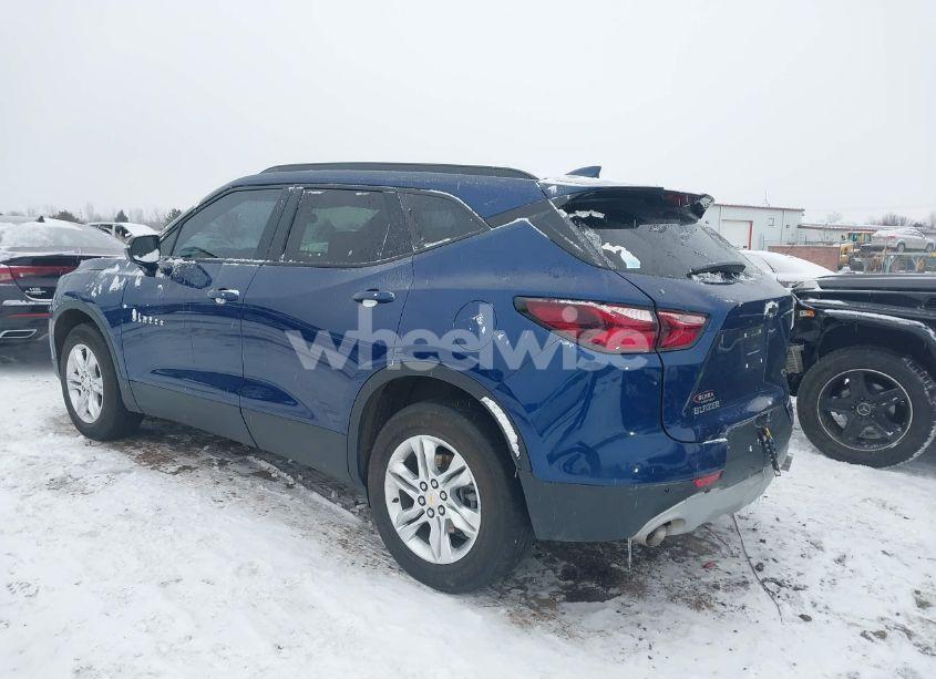 Photo 3 of 2022 Chevrolet Blazer FWD 2LT (VIN 3GNKBCR46NS176830)