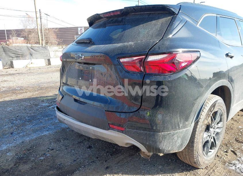 Photo 18 of 2022 Chevrolet Blazer FWD 2LT (VIN 3GNKBCR46NS215366)
