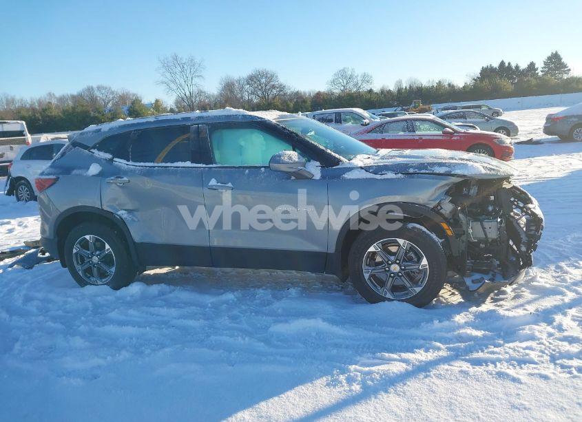 Photo 13 of 2024 Chevrolet Blazer FWD 2LT (VIN 3GNKBCR46RS121896)