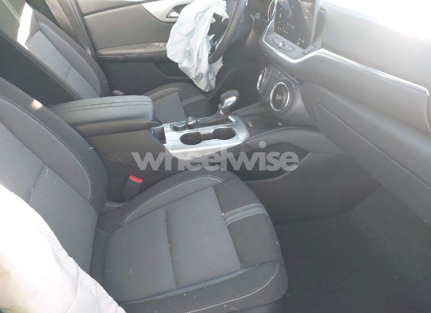 Photo 5 of 2024 Chevrolet Blazer FWD 2LT (VIN 3GNKBCR46RS121896)