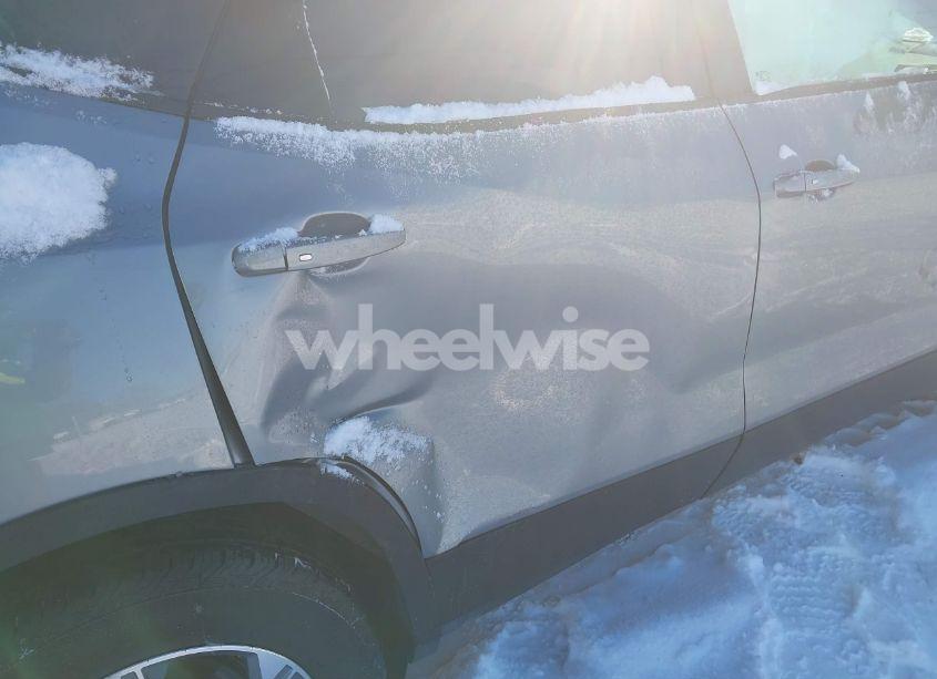 Photo 6 of 2024 Chevrolet Blazer FWD 2LT (VIN 3GNKBCR46RS121896)