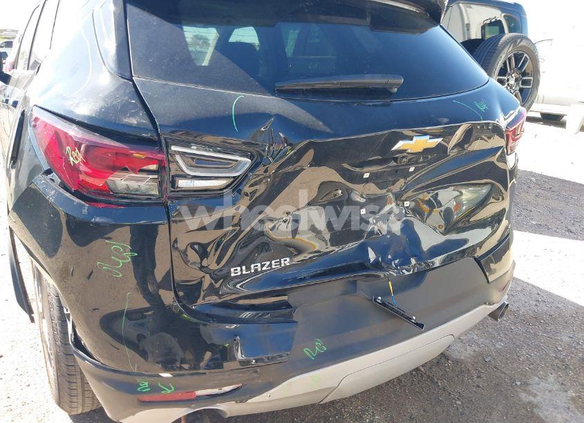 Photo 6 of 2025 Chevrolet Blazer FWD 2LT (VIN 3GNKBCR46SS146805)