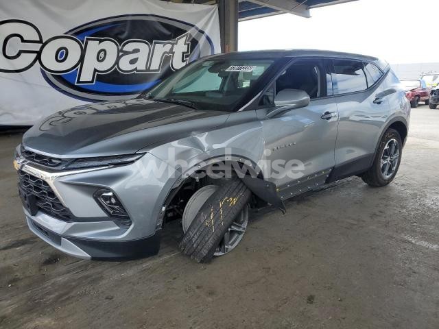 Photo 9 of 2025 CHEVROLET BLAZER 2LT (VIN 3GNKBCR46SS196149)