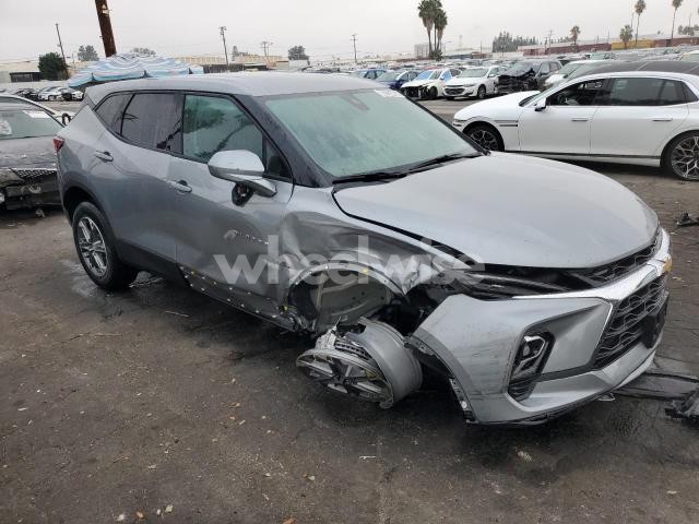 Photo 2 of 2025 CHEVROLET BLAZER 2LT (VIN 3GNKBCR46SS258441)