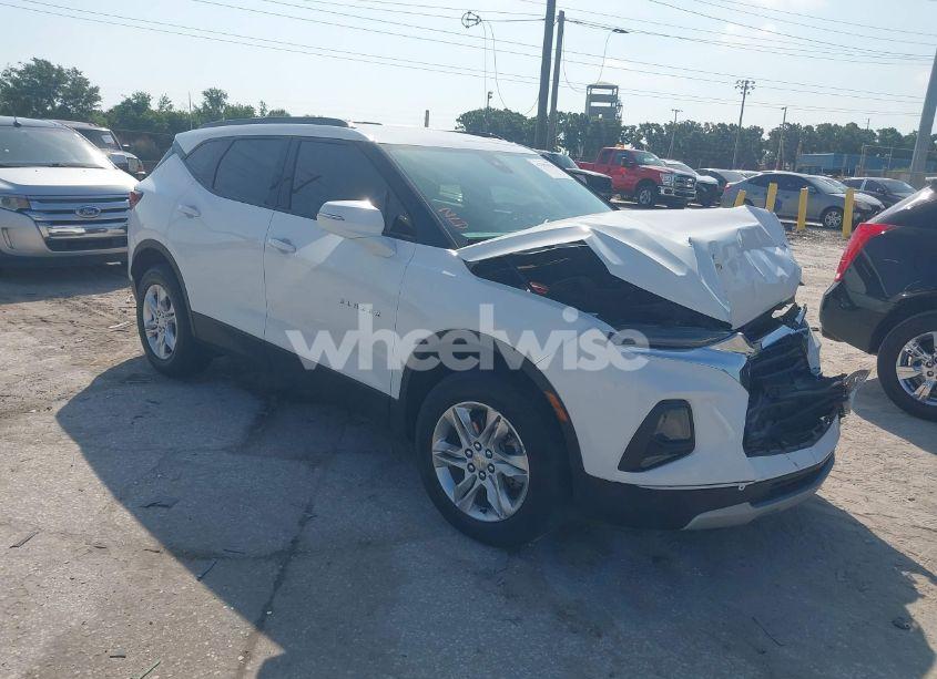 2022 Chevrolet Blazer FWD 2LT (VIN 3GNKBCR47NS230698) main photo