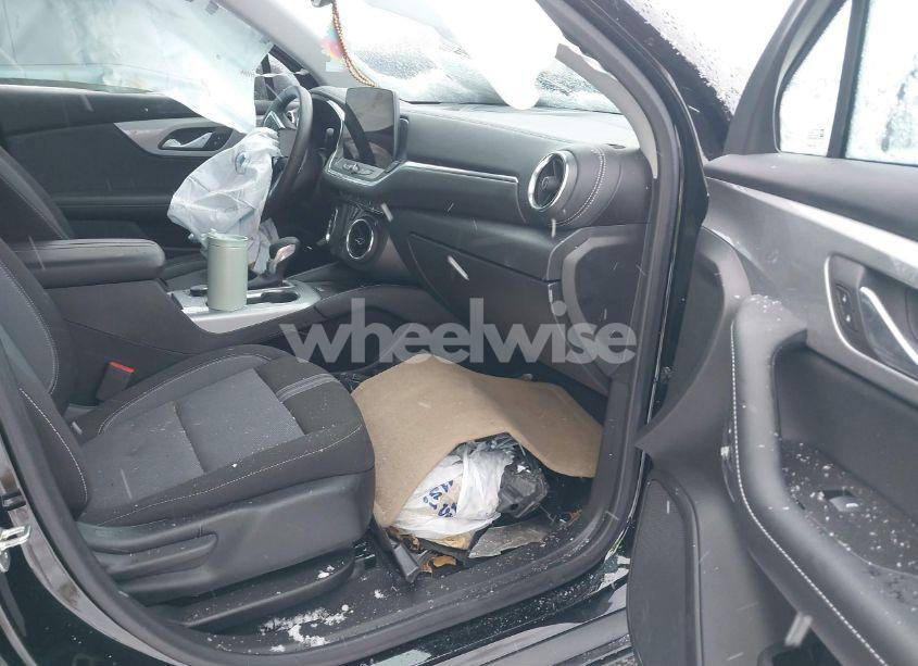 Photo 5 of 2023 Chevrolet Blazer FWD 2LT (VIN 3GNKBCR47PS227576)