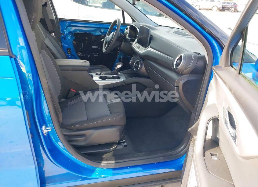 Photo 5 of 2024 Chevrolet Blazer FWD 2LT (VIN 3GNKBCR47RS170301)
