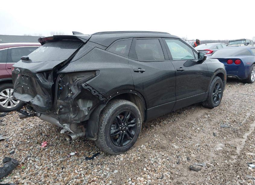 Photo 4 of 2021 Chevrolet Blazer FWD 2LT (VIN 3GNKBCR48MS561692)