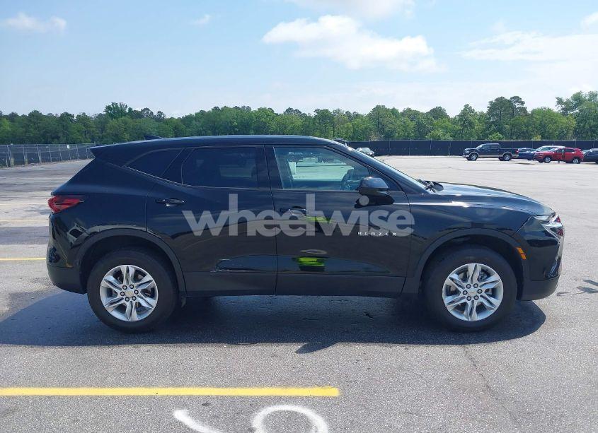 Photo 13 of 2022 Chevrolet Blazer FWD 2LT (VIN 3GNKBCR48NS192530)