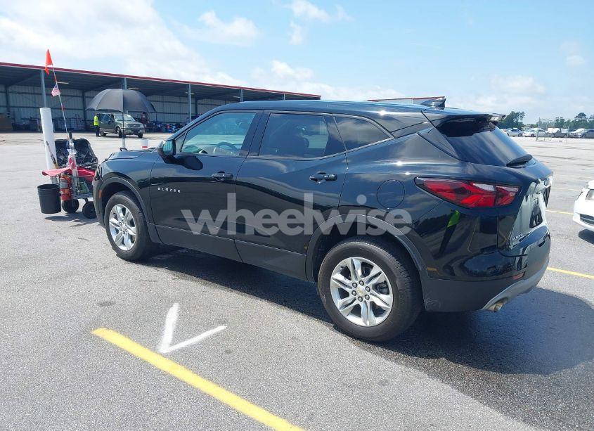 Photo 3 of 2022 Chevrolet Blazer FWD 2LT (VIN 3GNKBCR48NS192530)