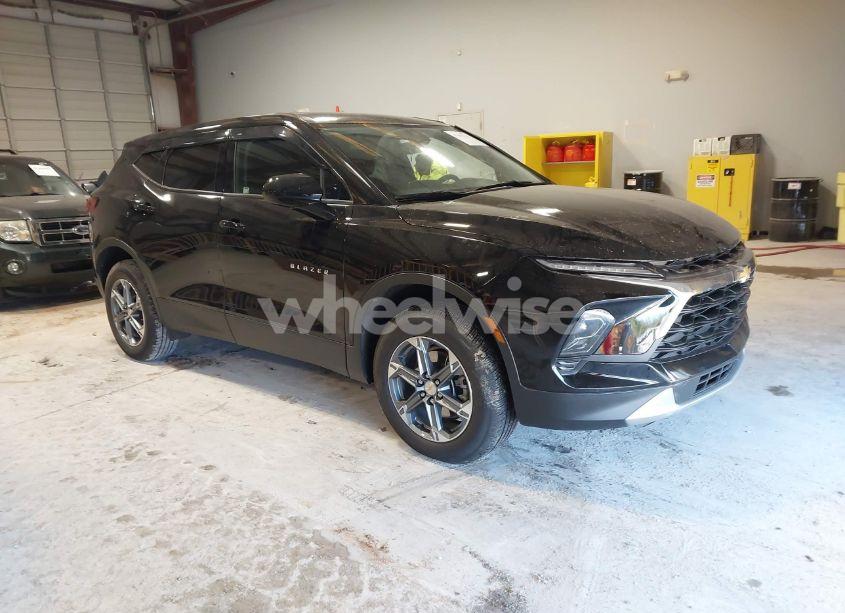 2023 Chevrolet Blazer FWD 2LT (VIN 3GNKBCR48PS100383) main photo