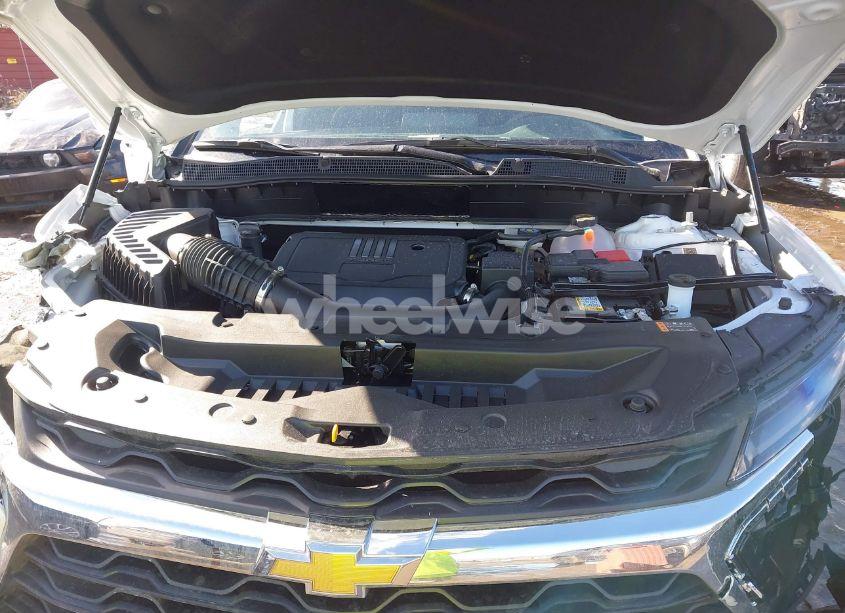 Photo 10 of 2025 Chevrolet Blazer FWD 2LT (VIN 3GNKBCR48SS166845)