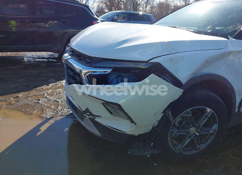 Photo 6 of 2025 Chevrolet Blazer FWD 2LT (VIN 3GNKBCR48SS166845)