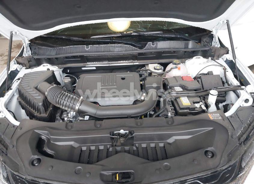 Photo 10 of 2025 Chevrolet Blazer FWD 2LT (VIN 3GNKBCR48SS171253)