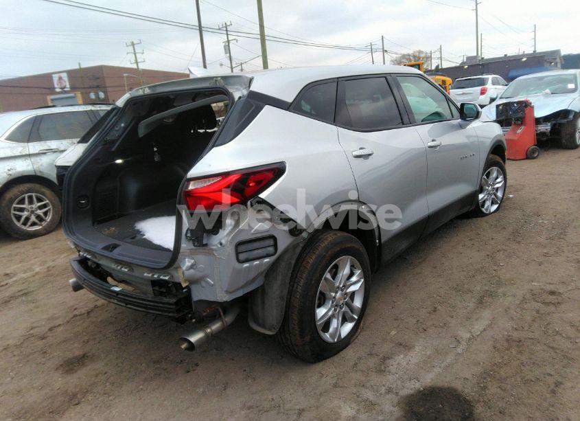 Photo 4 of 2021 Chevrolet Blazer FWD 2LT (VIN 3GNKBCR49MS571664)