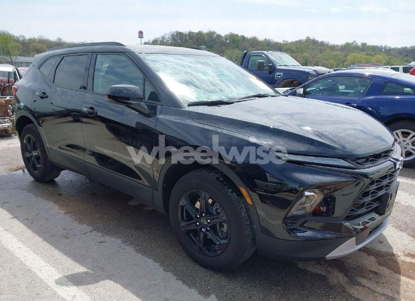 2023 Chevrolet Blazer FWD 2LT (VIN 3GNKBCR49PS185542) main photo