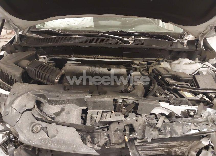 Photo 10 of 2024 Chevrolet Blazer FWD 2LT (VIN 3GNKBCR49RS165665)