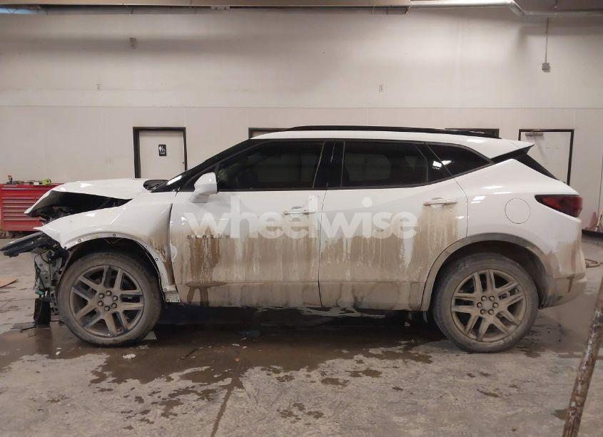 Photo 14 of 2024 Chevrolet Blazer FWD 2LT (VIN 3GNKBCR49RS165665)