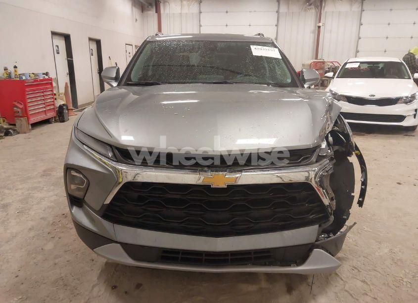 Photo 12 of 2025 Chevrolet Blazer FWD 2LT (VIN 3GNKBCR49SS113118)