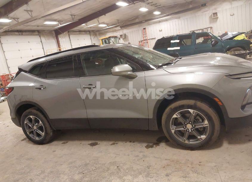 Photo 13 of 2025 Chevrolet Blazer FWD 2LT (VIN 3GNKBCR49SS113118)