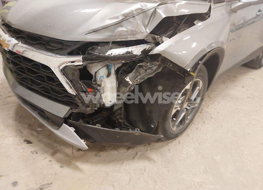 Photo 6 of 2025 Chevrolet Blazer FWD 2LT (VIN 3GNKBCR49SS113118)