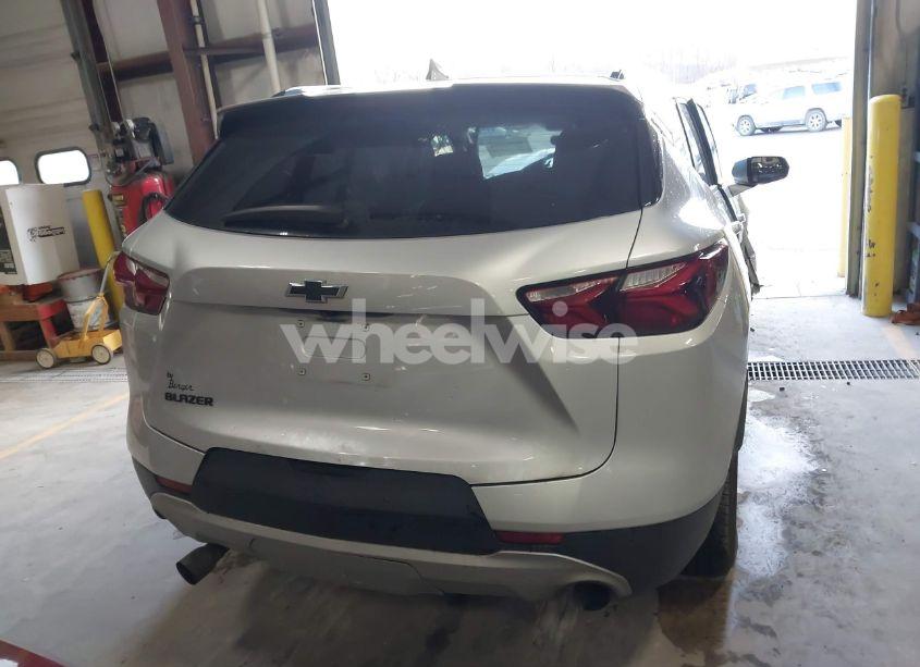 Photo 15 of 2022 Chevrolet Blazer FWD 2LT (VIN 3GNKBCR4XNS132734)