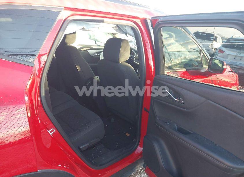 Photo 8 of 2022 Chevrolet Blazer FWD 2LT (VIN 3GNKBCR4XNS132832)