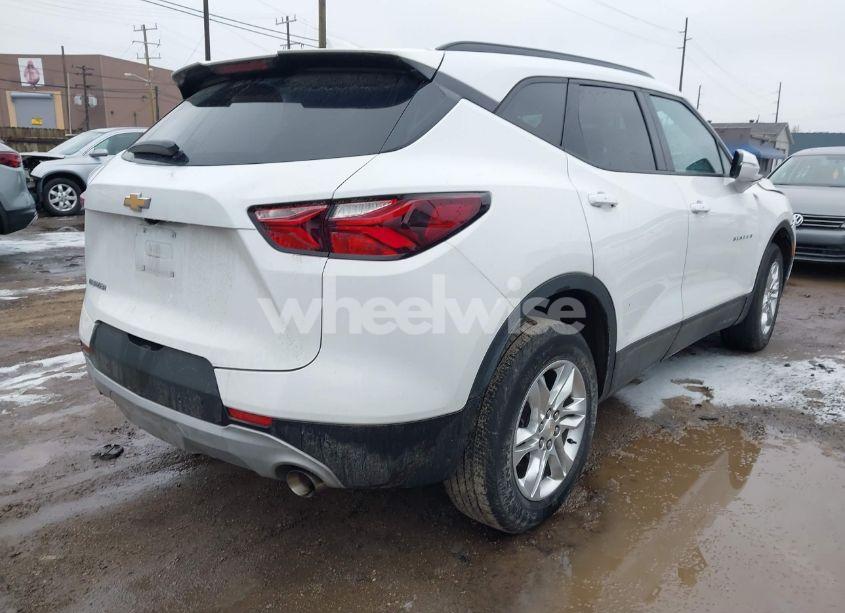 Photo 4 of 2022 Chevrolet Blazer FWD 2LT (VIN 3GNKBCR4XNS176233)