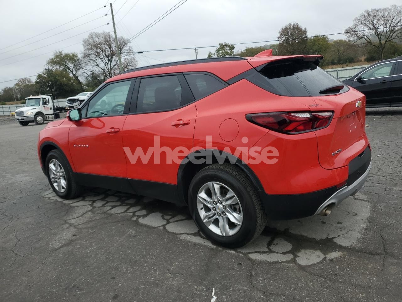 Photo 2 of 2022 CHEVROLET BLAZER 2LT (VIN 3GNKBCR4XNS203060)
