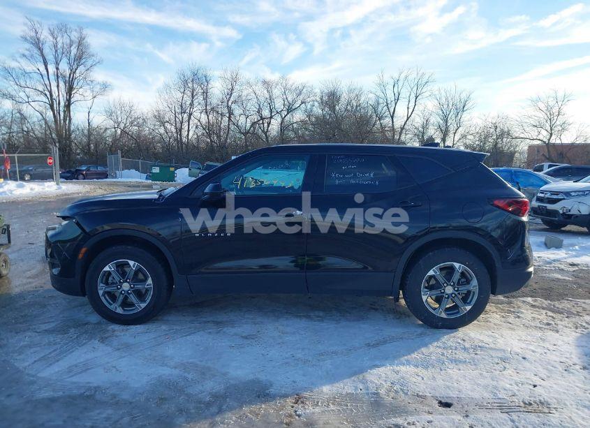 Photo 14 of 2023 Chevrolet Blazer FWD 2LT (VIN 3GNKBCR4XPS115984)