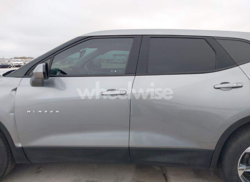 Photo 15 of 2023 Chevrolet Blazer FWD 2LT (VIN 3GNKBCR4XPS203904)