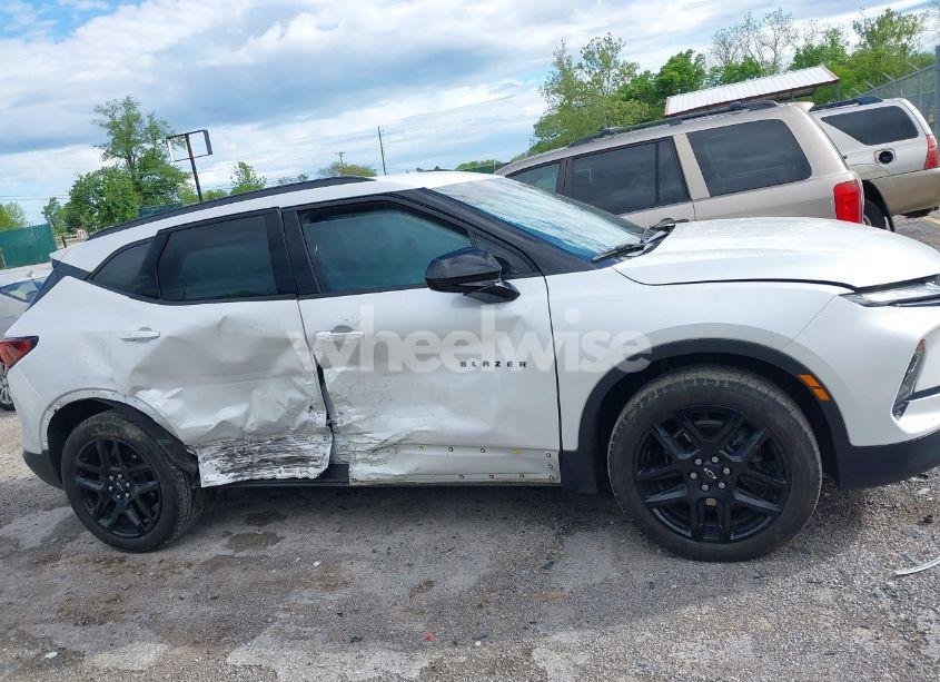 Photo 13 of 2023 Chevrolet Blazer FWD 2LT (VIN 3GNKBCR4XPS224431)