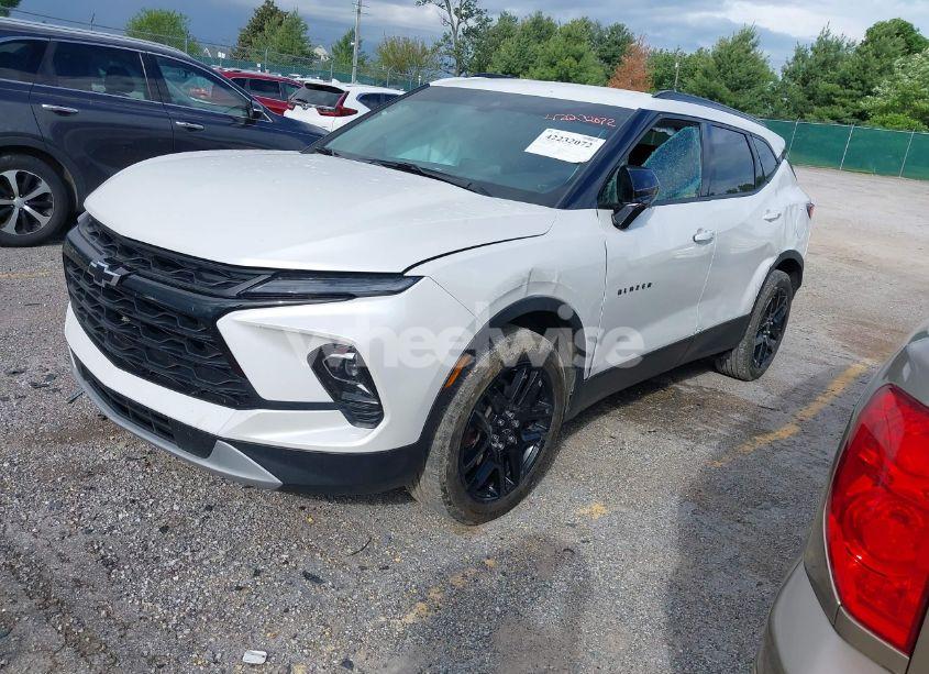 Photo 2 of 2023 Chevrolet Blazer FWD 2LT (VIN 3GNKBCR4XPS224431)
