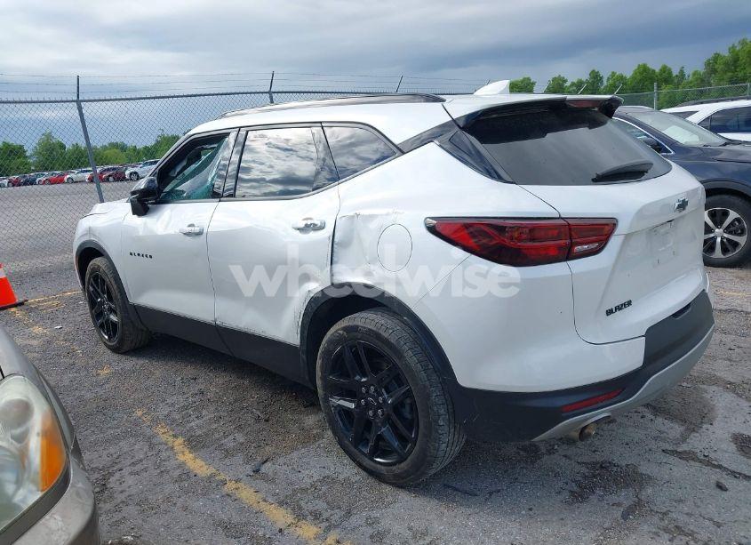 Photo 3 of 2023 Chevrolet Blazer FWD 2LT (VIN 3GNKBCR4XPS224431)