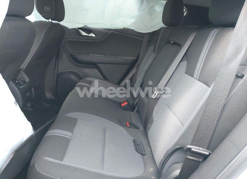 Photo 8 of 2023 Chevrolet Blazer FWD 2LT (VIN 3GNKBCR4XPS224431)