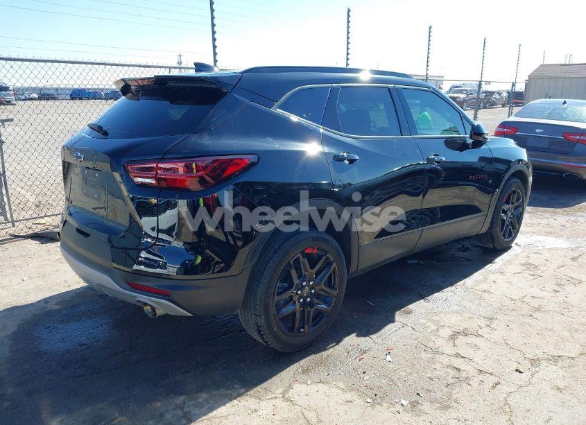 Photo 4 of 2024 Chevrolet Blazer FWD 2LT (VIN 3GNKBCR4XRS203887)