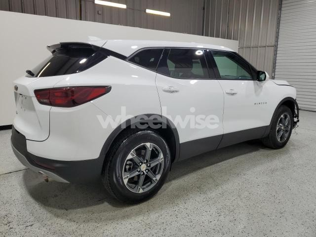 Photo 10 of 2025 CHEVROLET BLAZER 2LT (VIN 3GNKBCR4XSS173635)