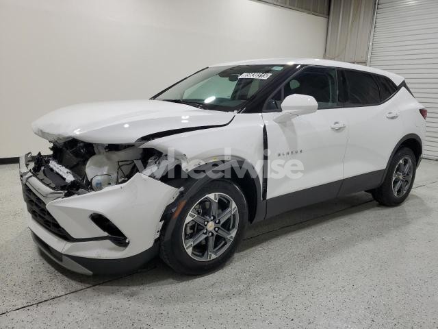 Photo 3 of 2025 CHEVROLET BLAZER 2LT (VIN 3GNKBCR4XSS173635)