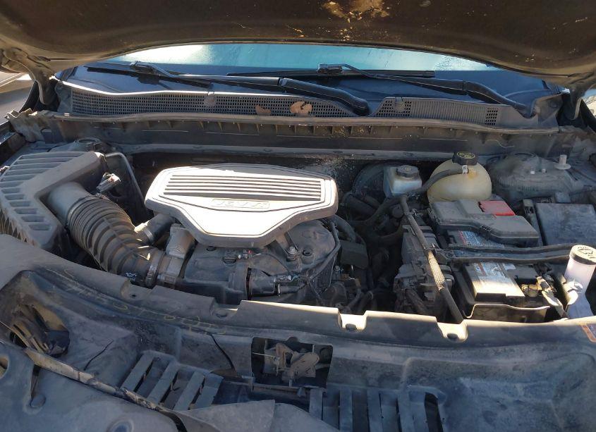 Photo 10 of 2019 Chevrolet Blazer (VIN 3GNKBCRS0KS672393)