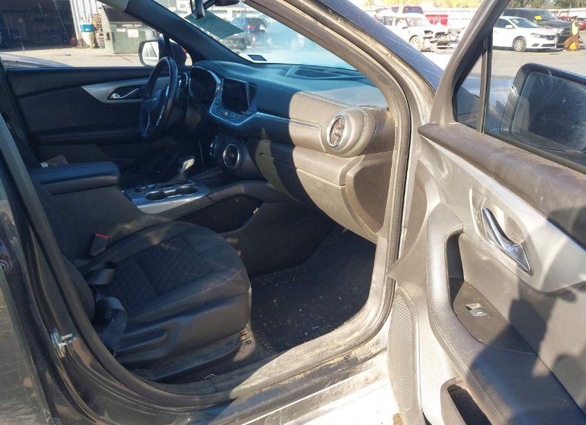 Photo 5 of 2019 Chevrolet Blazer (VIN 3GNKBCRS0KS672393)